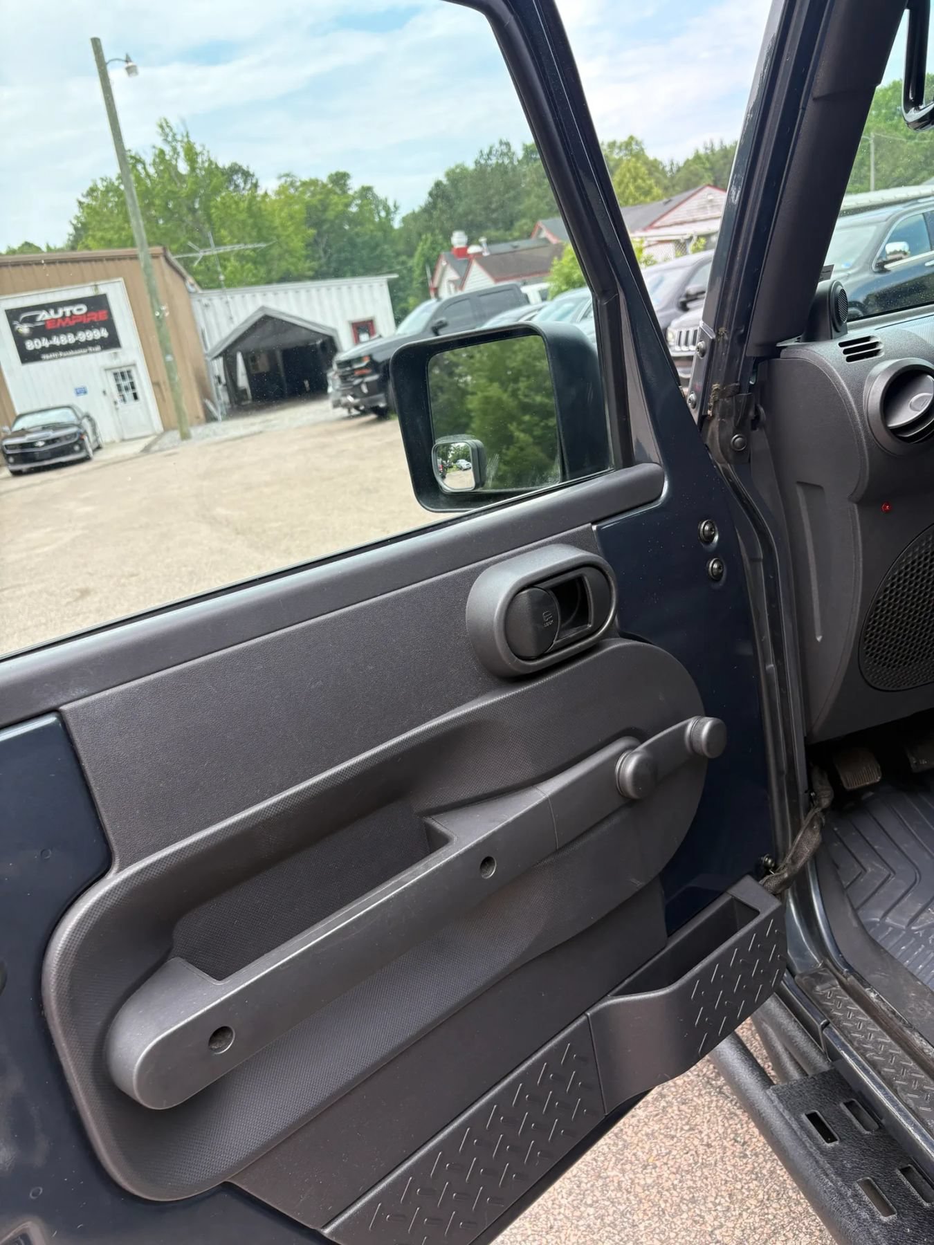 Used 2008 Jeep Wrangler X AWD/4WD image 29