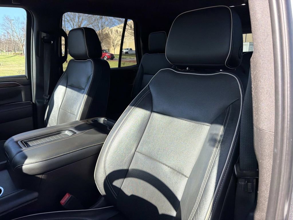 Used 2021 Chevrolet Tahoe Premier RWD image 25