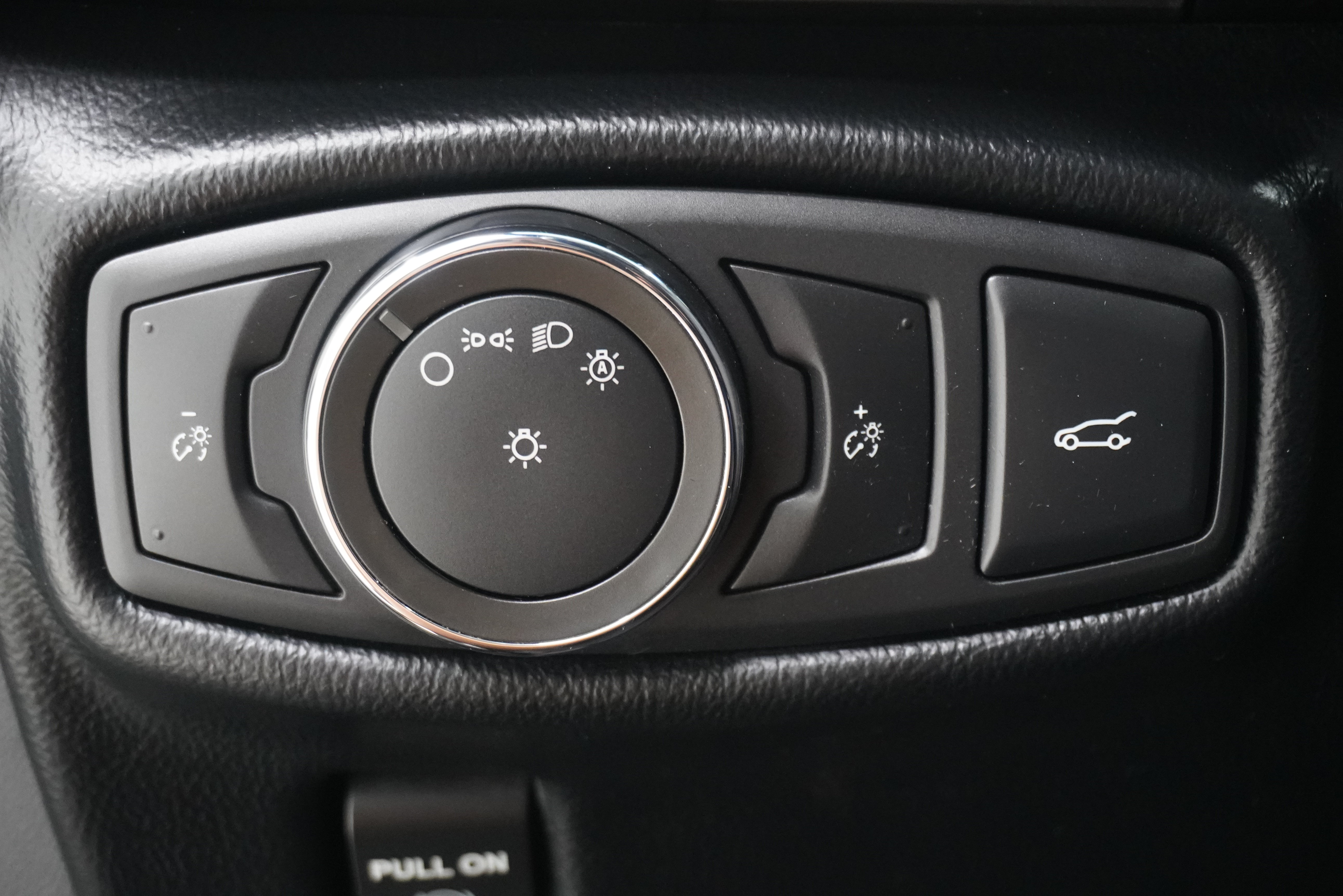 Used 2016 Lincoln MKX Reserve w/ Luxury Package FWD image 24