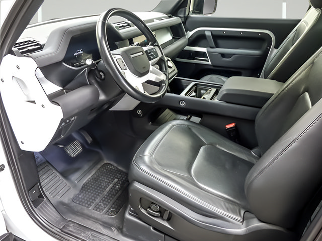Used 2023 Land Rover Defender 90 S AWD/4WD image 9