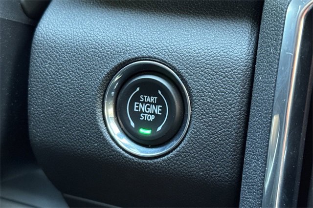 Used 2025 GMC Acadia Elevation image 22