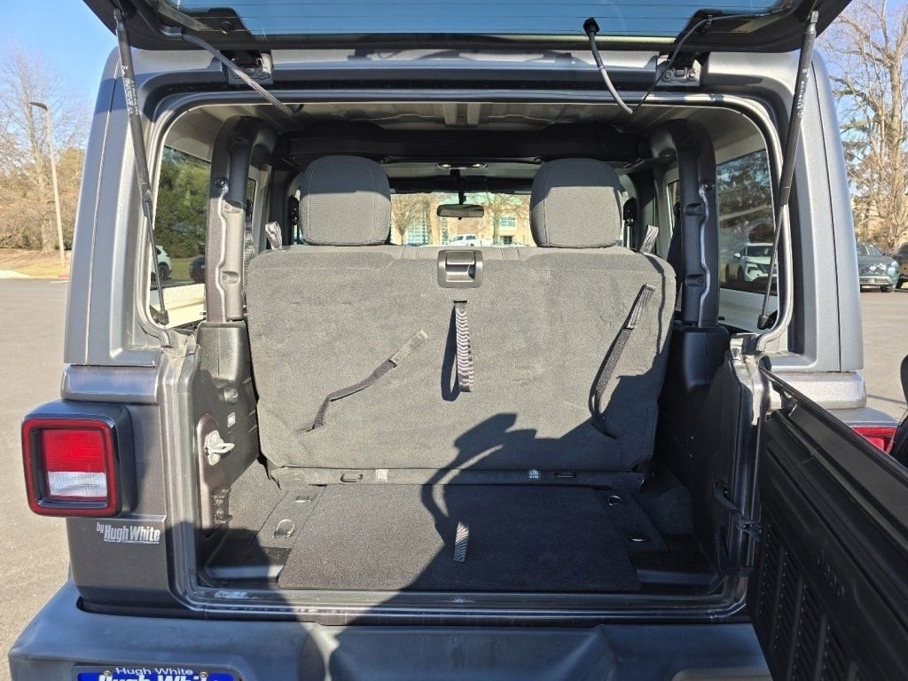 Used 2021 Jeep Wrangler Sport image 14