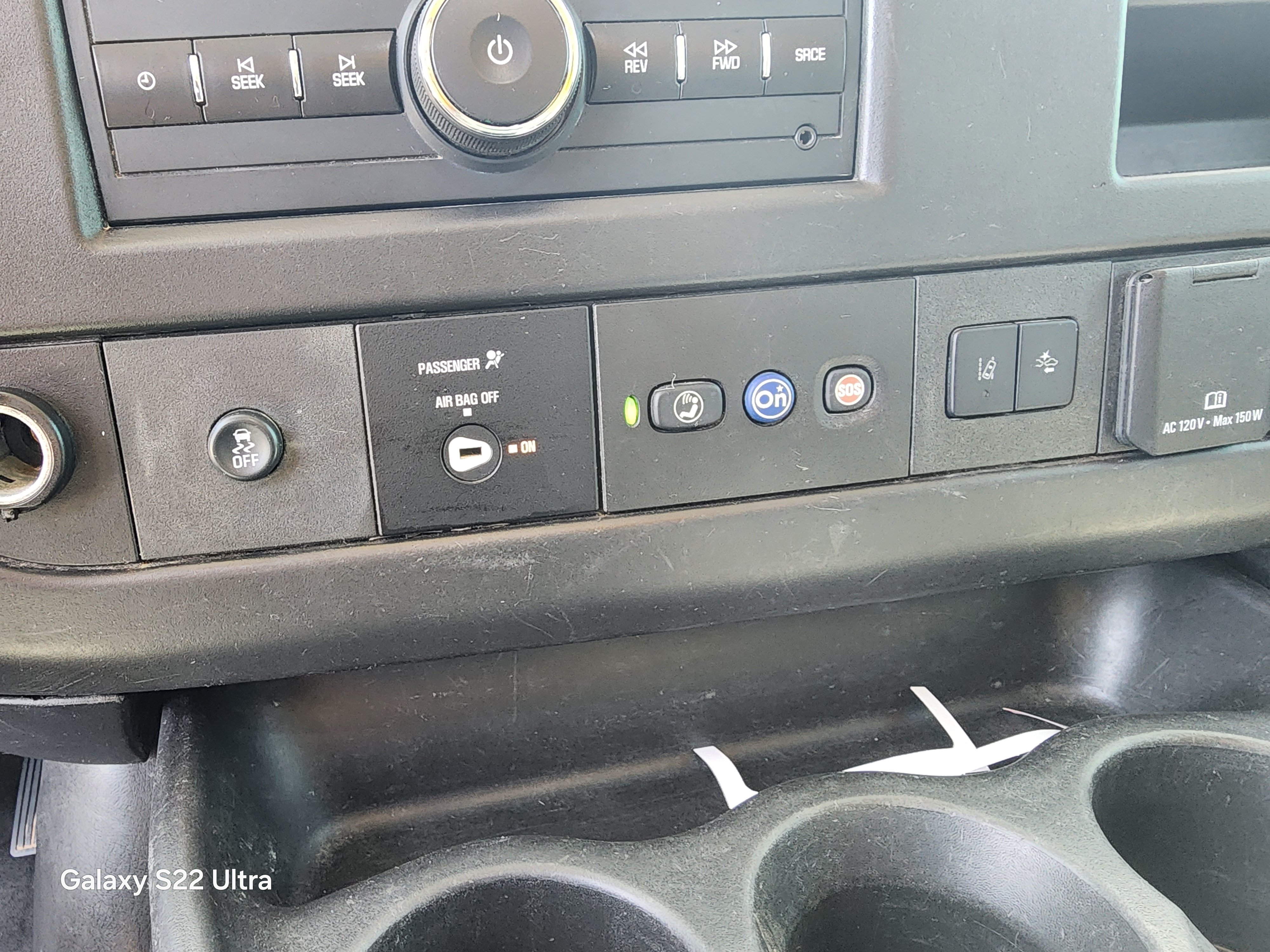 Used 2019 GMC Savana 3500 w/ Driver Convenience Package RWD image 17