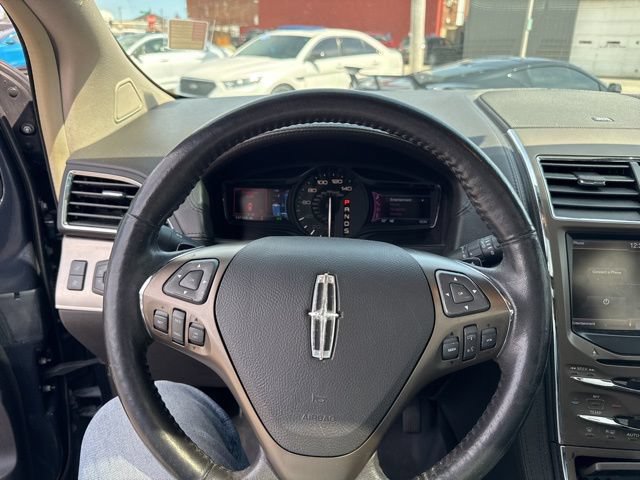 Used 2013 Lincoln MKX AWD image 14
