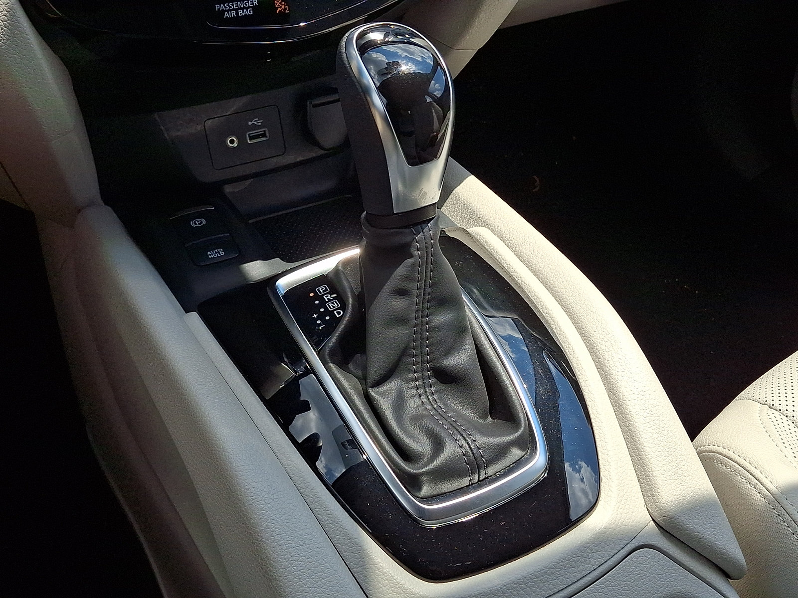 Certified 2022 Nissan Rogue Sport SL AWD/4WD image 15