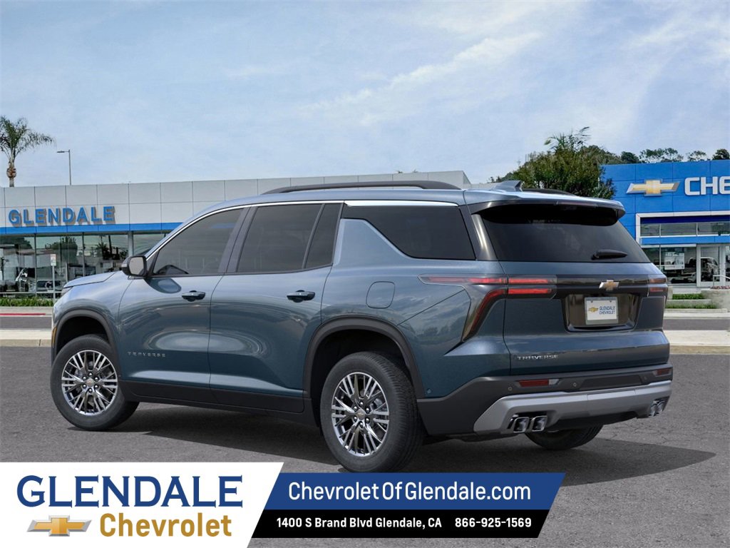 New 2026 Chevrolet Traverse LT w/ Driver Confidence Package image 3