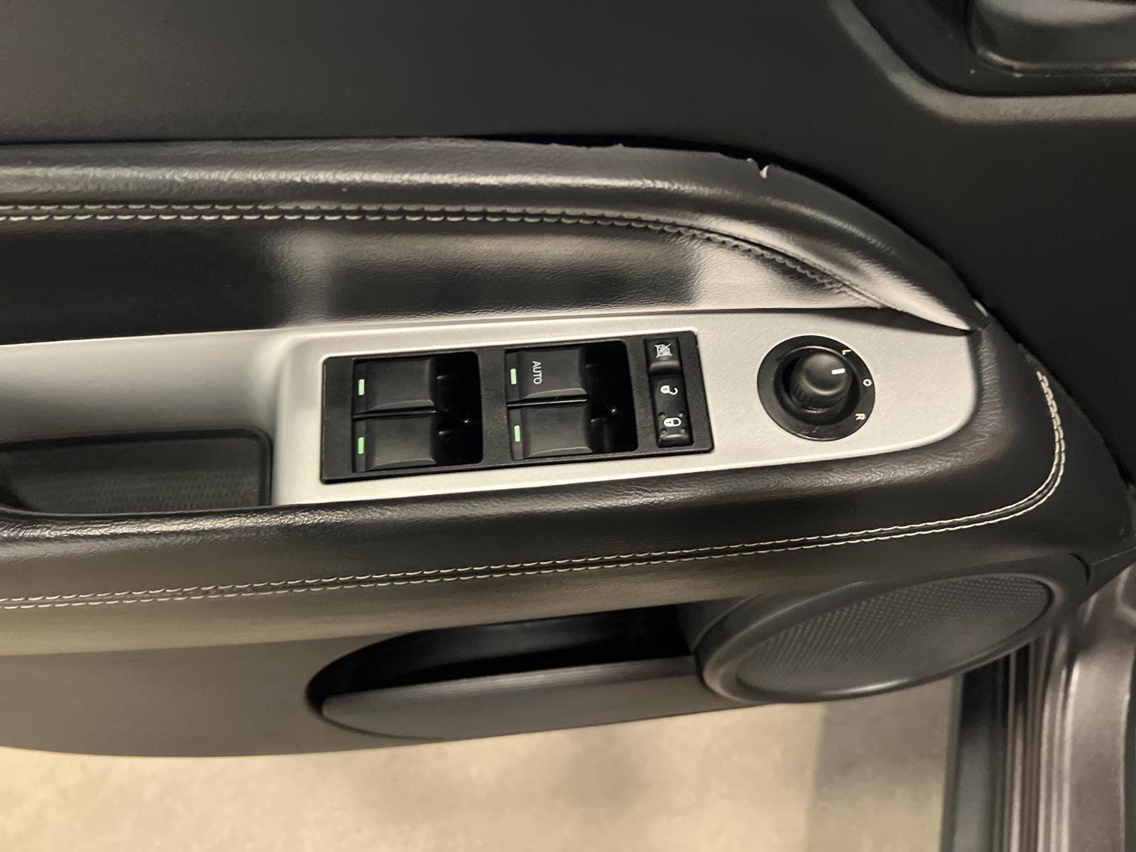 Used 2014 Jeep Compass Latitude AWD/4WD image 21