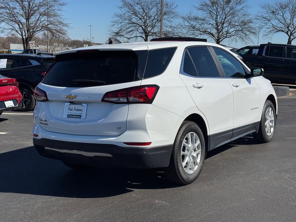 Used 2024 Chevrolet Equinox LT image 3