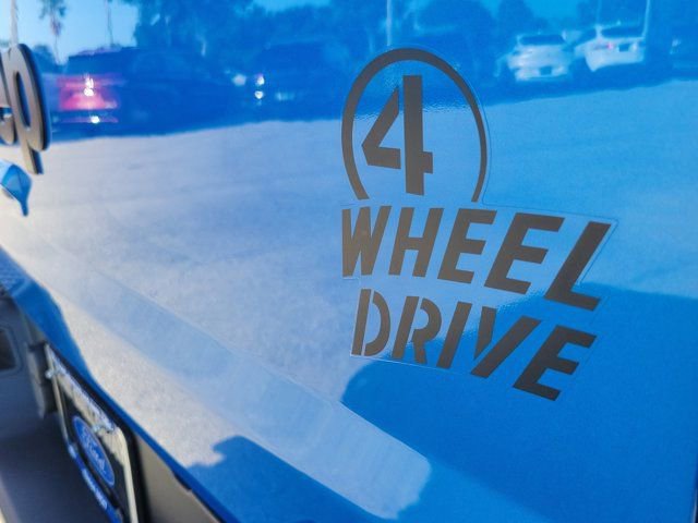 Used 2023 Jeep Gladiator Willys image 15