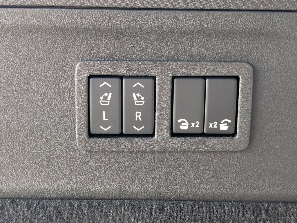 New 2026 Cadillac Escalade IQ Sport 2 image 18