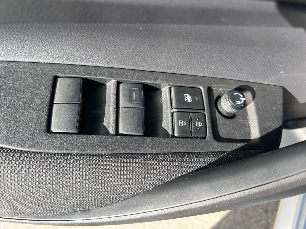 Used 2023 Toyota Corolla LE image 47