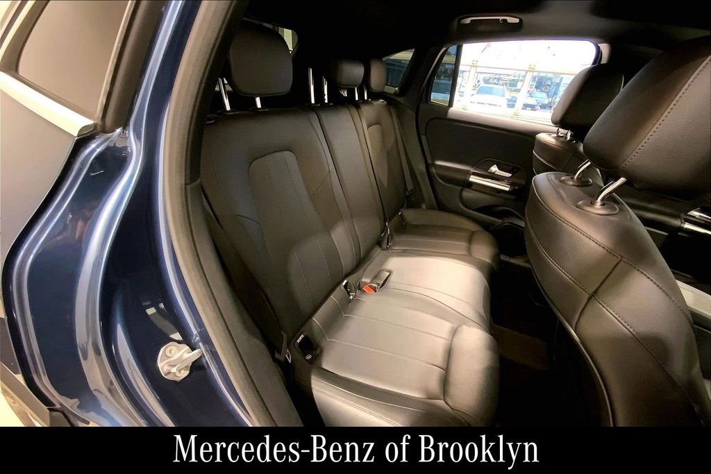 Certified 2021 Mercedes-Benz GLA 250 4MATIC image 21