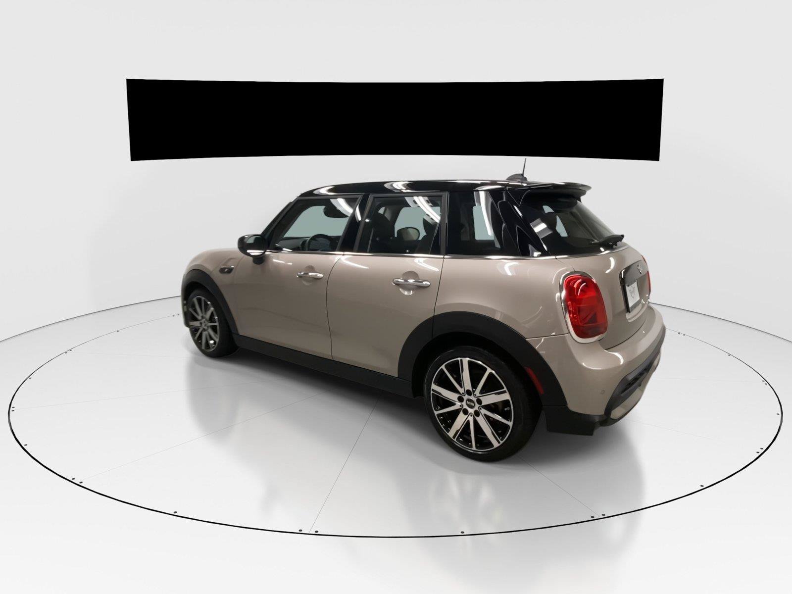 Used 2023 MINI Cooper S FWD image 8