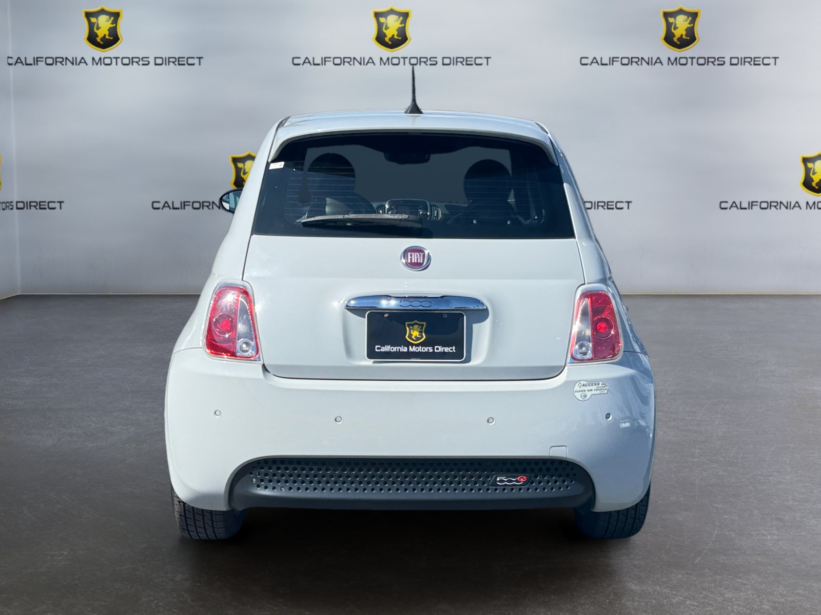 Used 2016 FIAT 500 e FWD image 4
