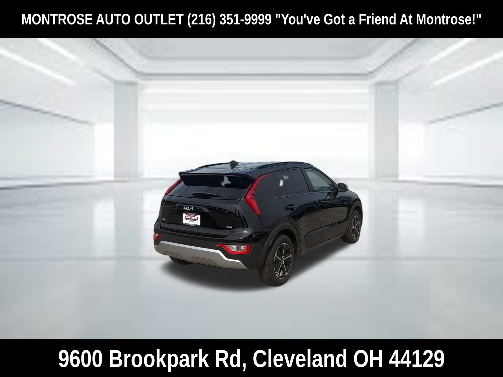 Used 2023 Kia Niro EX FWD image 5