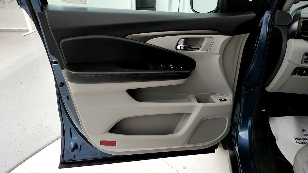 Used 2019 Honda Pilot EX image 23