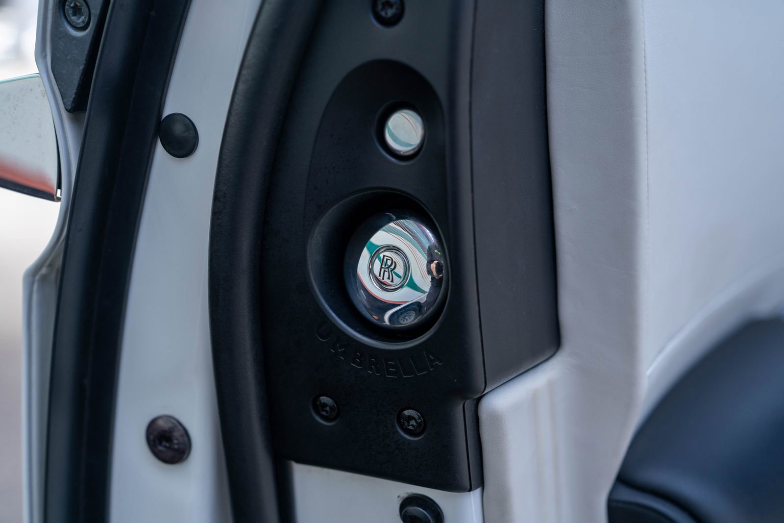 Used 2018 Rolls-Royce Ghost image 26