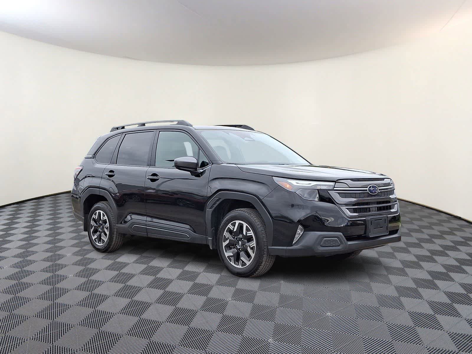 Used 2026 Subaru Forester Premium AWD/4WD image 4