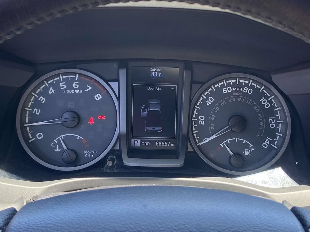 Used 2016 Toyota Tacoma TRD Sport w/ Towing Package RWD image 35