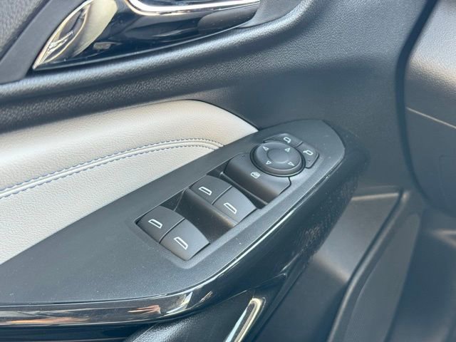 Certified 2024 Chevrolet Trax LT w/ Driver Confidence Package image 30