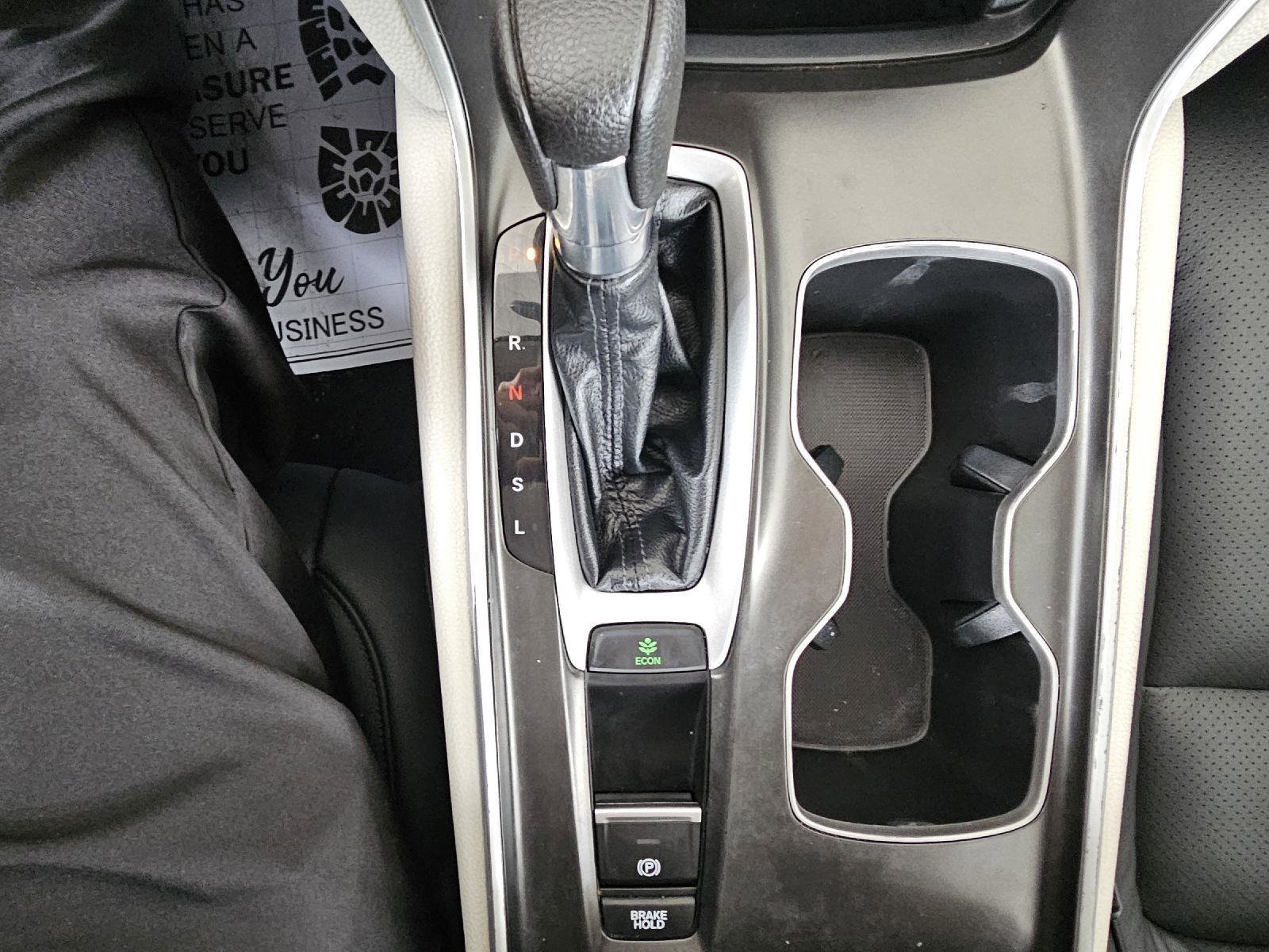 Used 2018 Honda Accord LX image 25