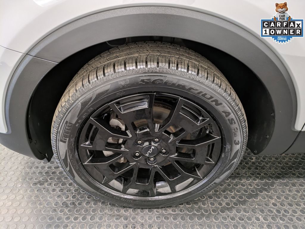 Certified 2022 Kia Telluride SX w/ Nightfall Edition Package image 7