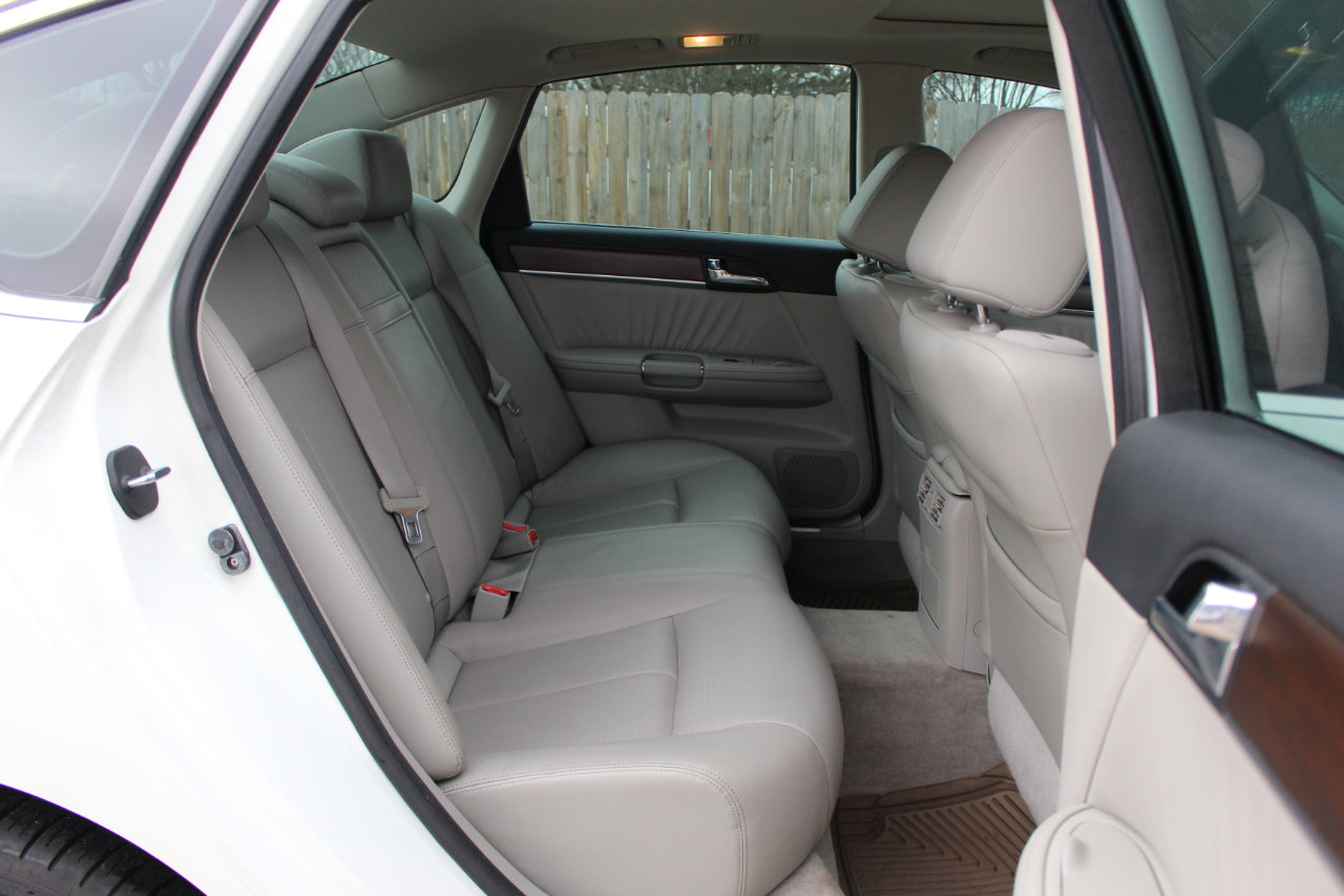 Used 2008 INFINITI M35 x w/ Technology Pkg image 39