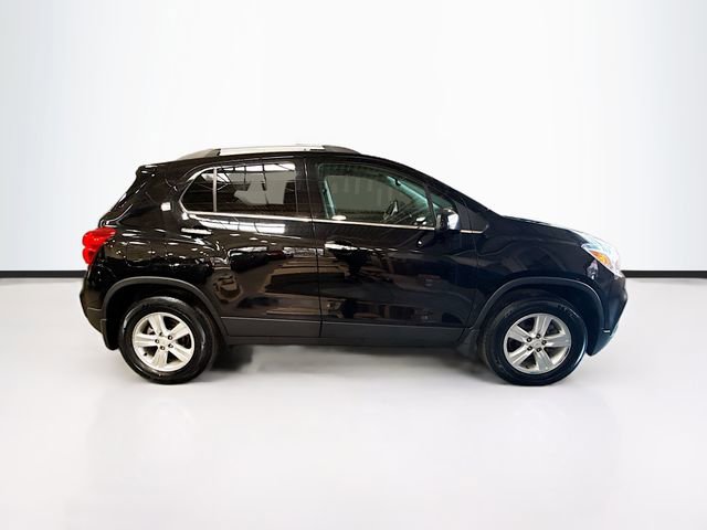 Used 2020 Chevrolet Trax LT w/ Driver Confidence Package image 5