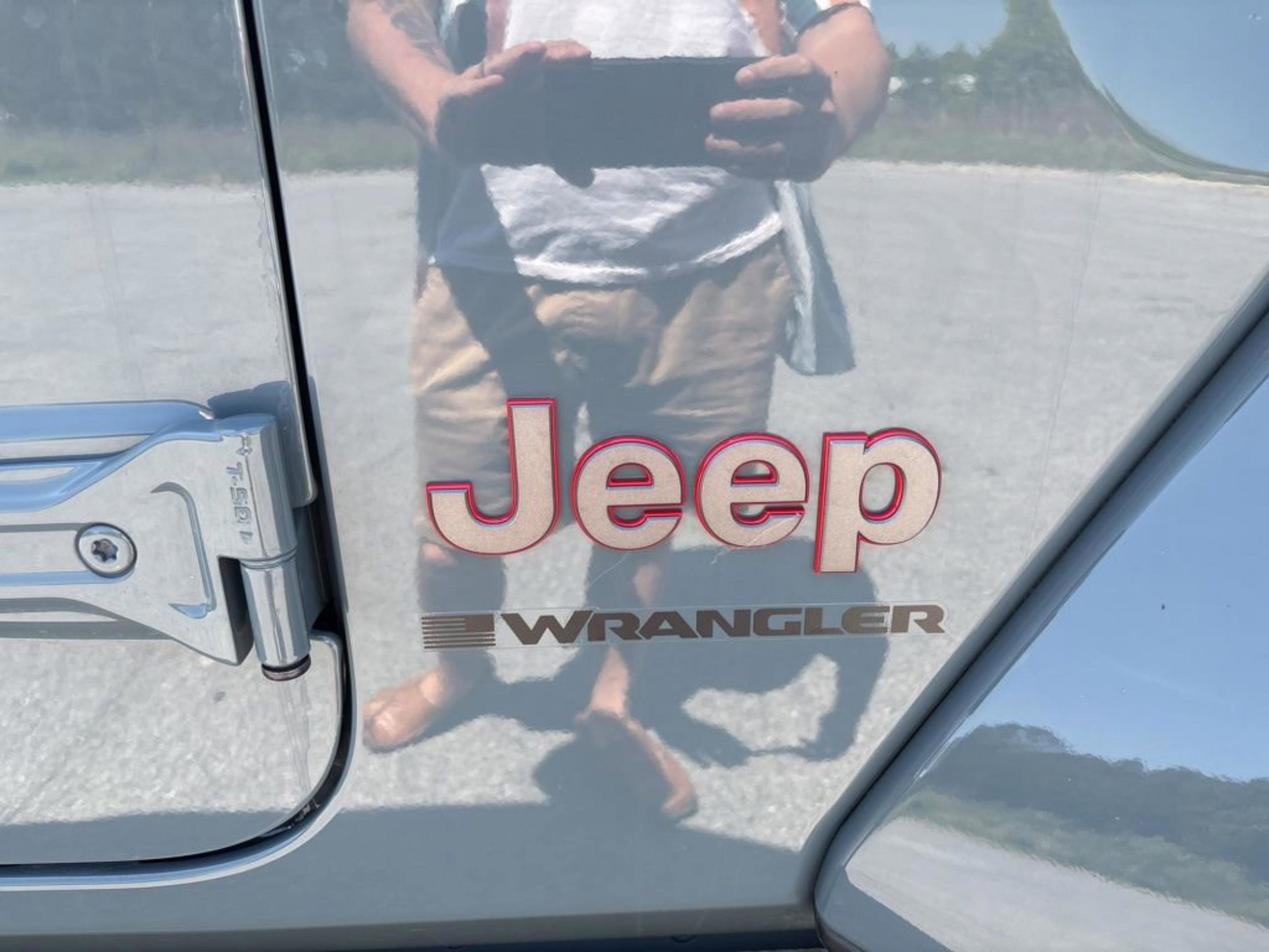 Used 2024 Jeep Wrangler Unlimited Rubicon image 46