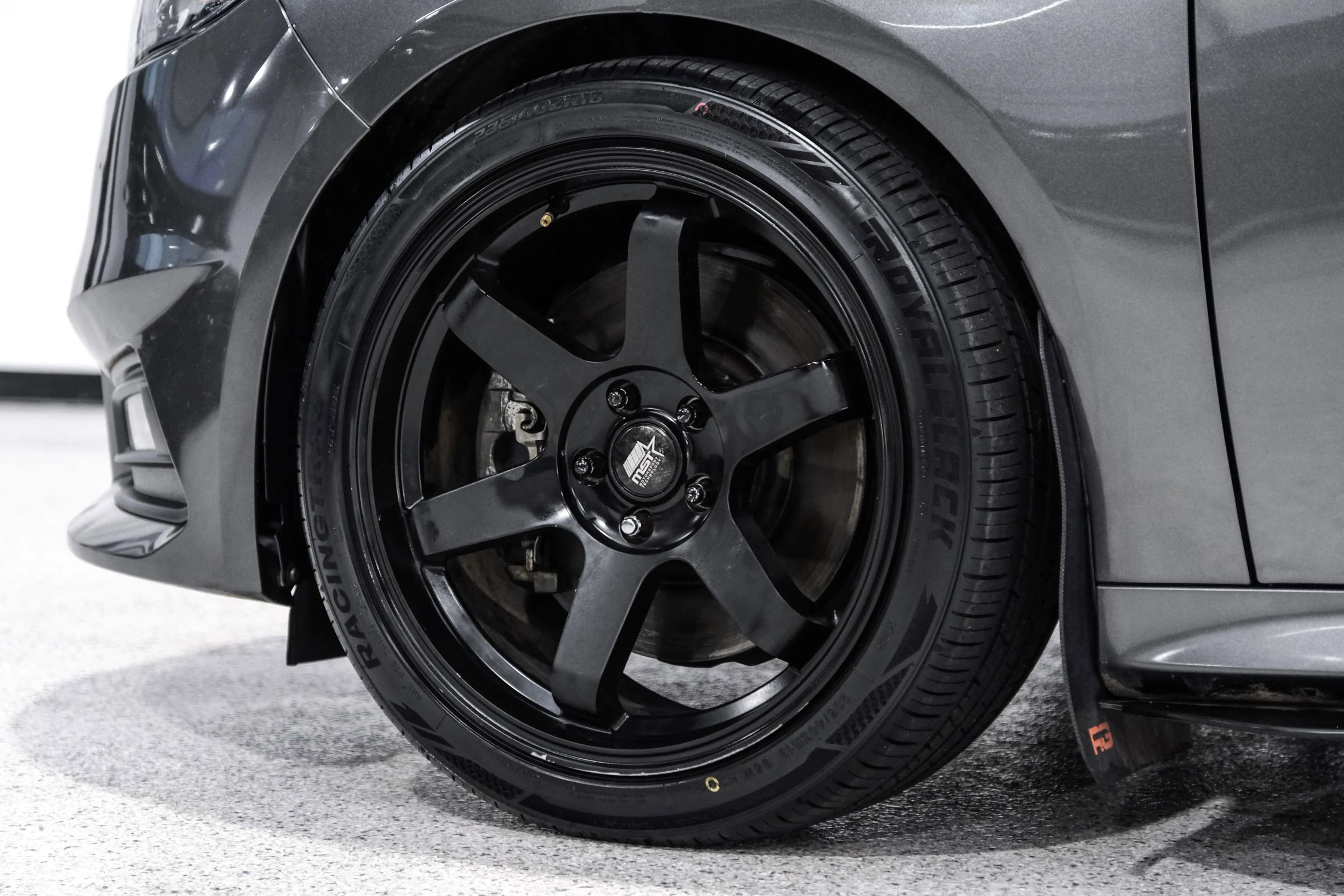 Used 2018 Ford Focus ST image 60