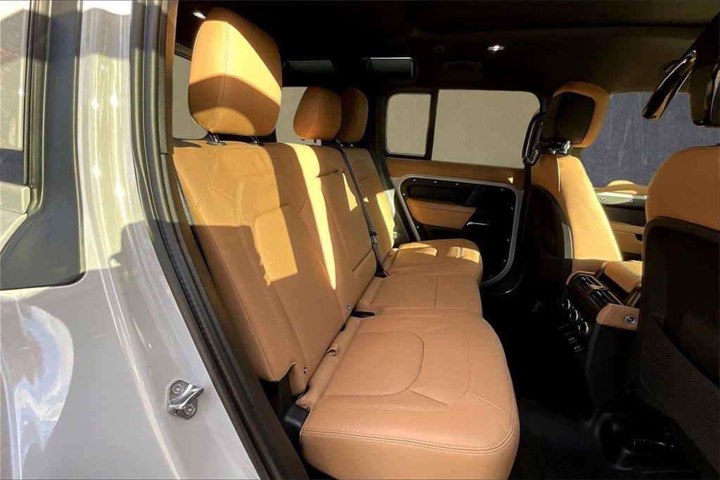 New 2026 Land Rover Defender 110 S image 10