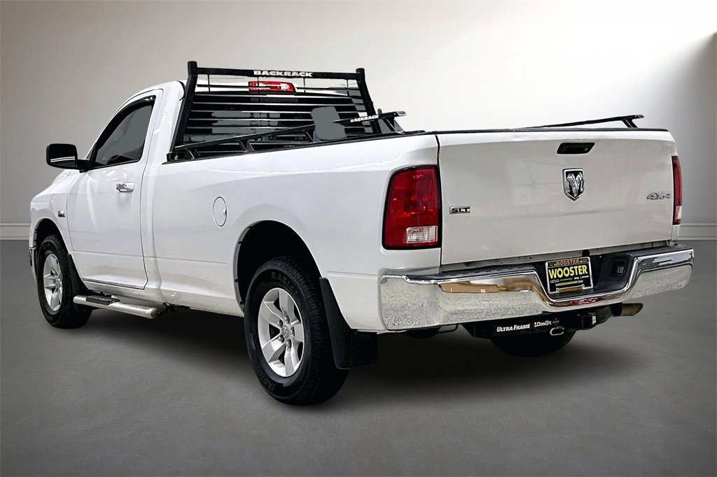 Used 2017 RAM 1500 Classic SLT image 4