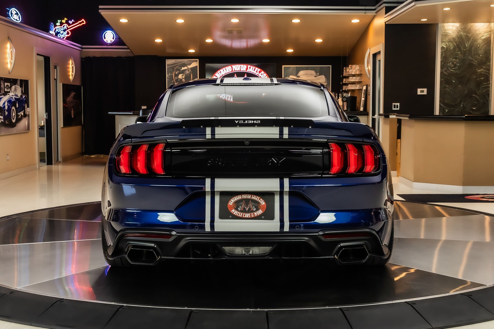 Used 2019 Ford Mustang GT Premium w/ GT Performance Package RWD image 13