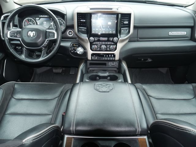 Used 2022 RAM 1500 Laramie AWD/4WD image 7