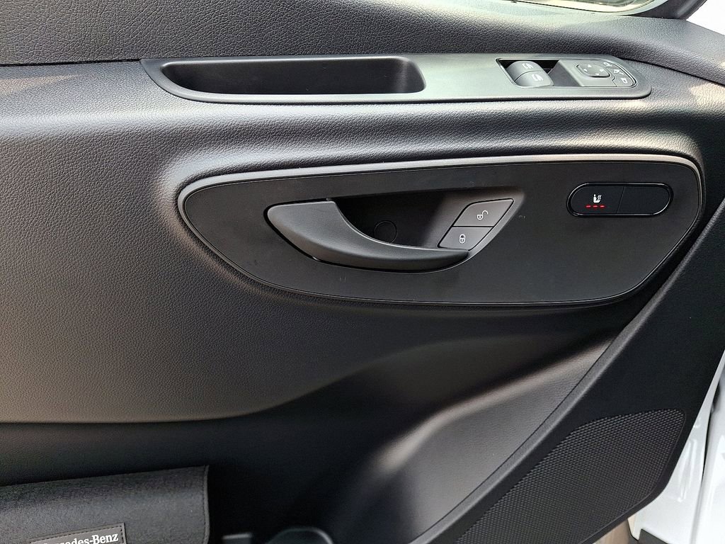 New 2025 Mercedes-Benz Sprinter 2500 image 9