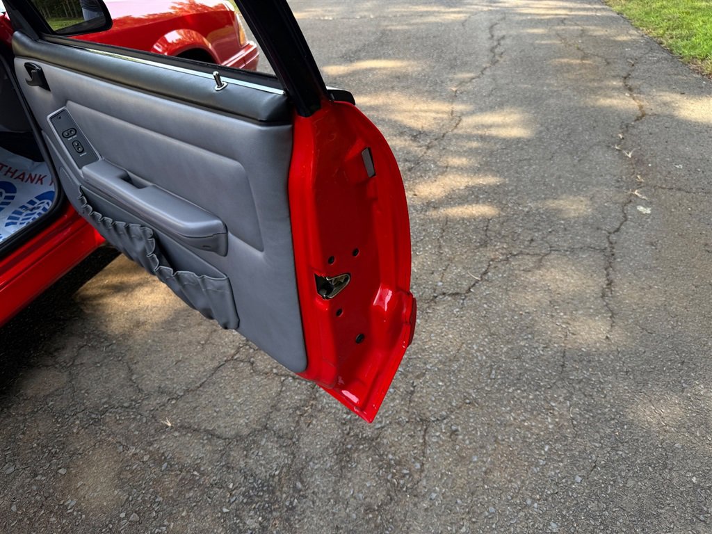 Used 1993 Ford Mustang Cobra image 61