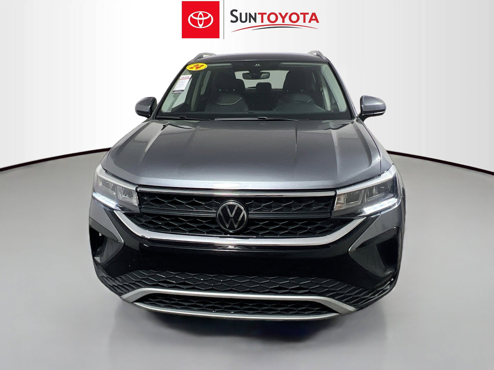 Used 2024 Volkswagen Taos SE image 10