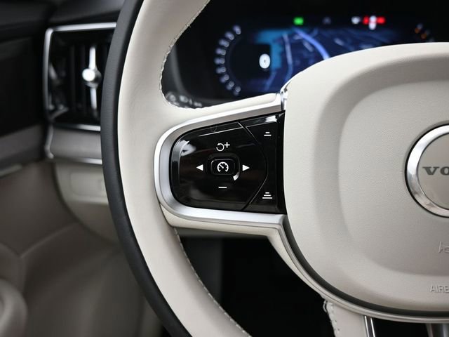 New 2026 Volvo XC90 B6 Ultra w/ Protection Package image 27