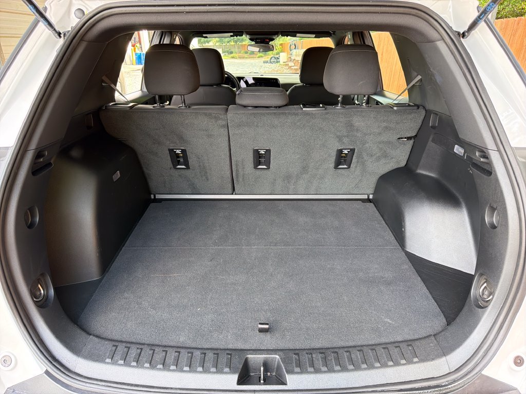 Used 2026 Chevrolet Equinox LT FWD image 33