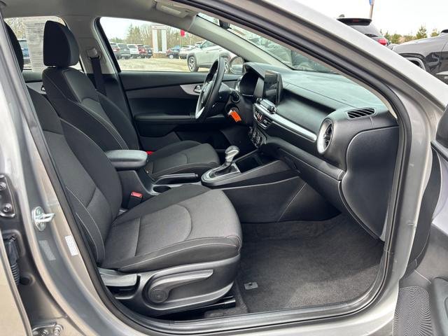 Used 2024 Kia Forte LXS image 15