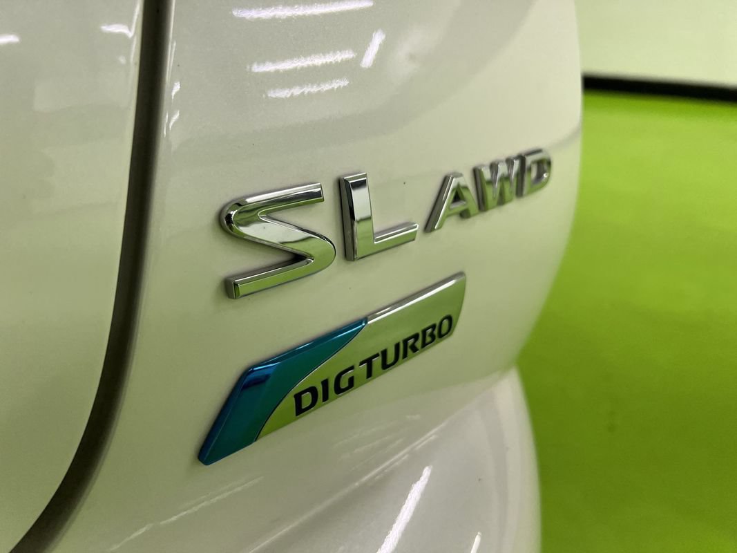 Used 2014 Nissan Juke SL AWD/4WD image 14