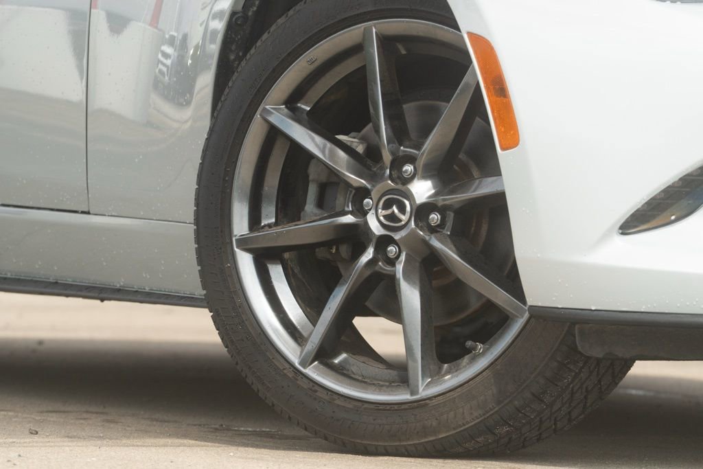 Used 2019 MAZDA MX-5 Miata RF Grand Touring image 12