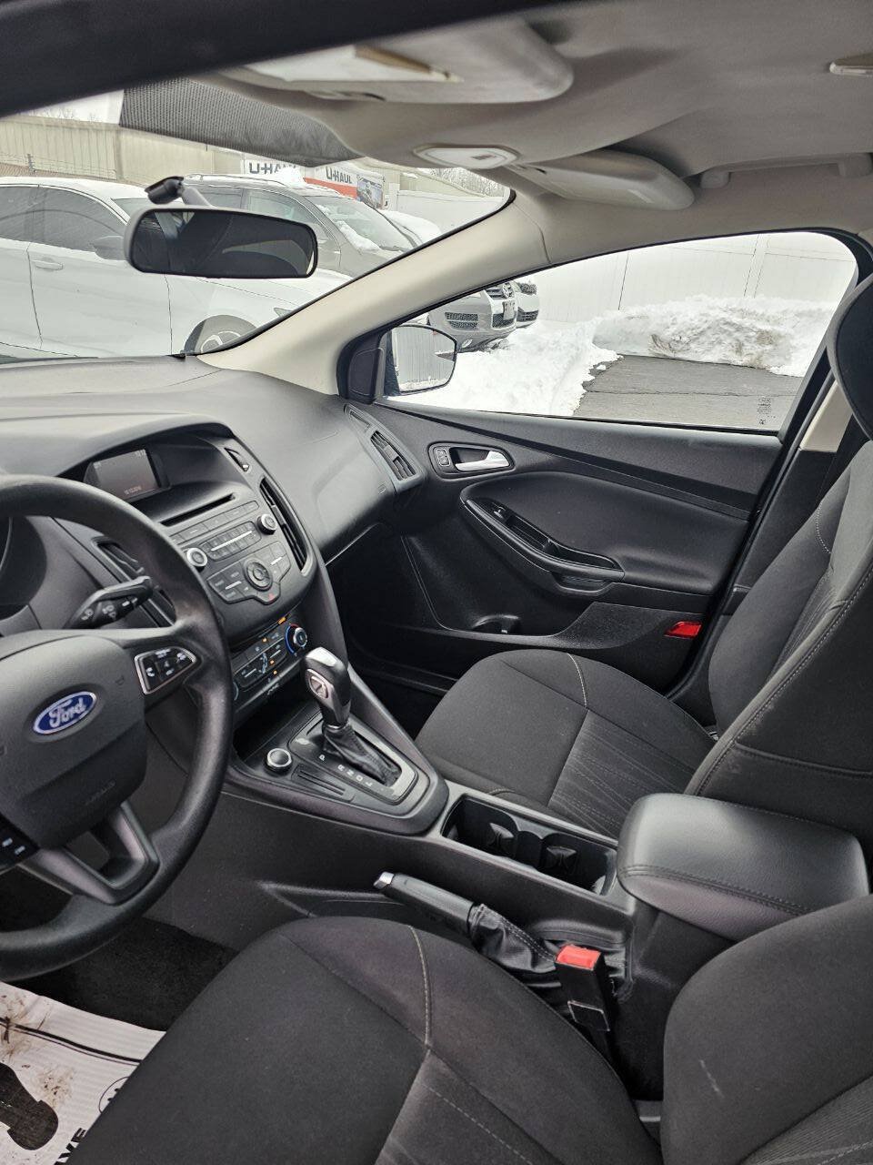 Used 2016 Ford Focus SE FWD image 13
