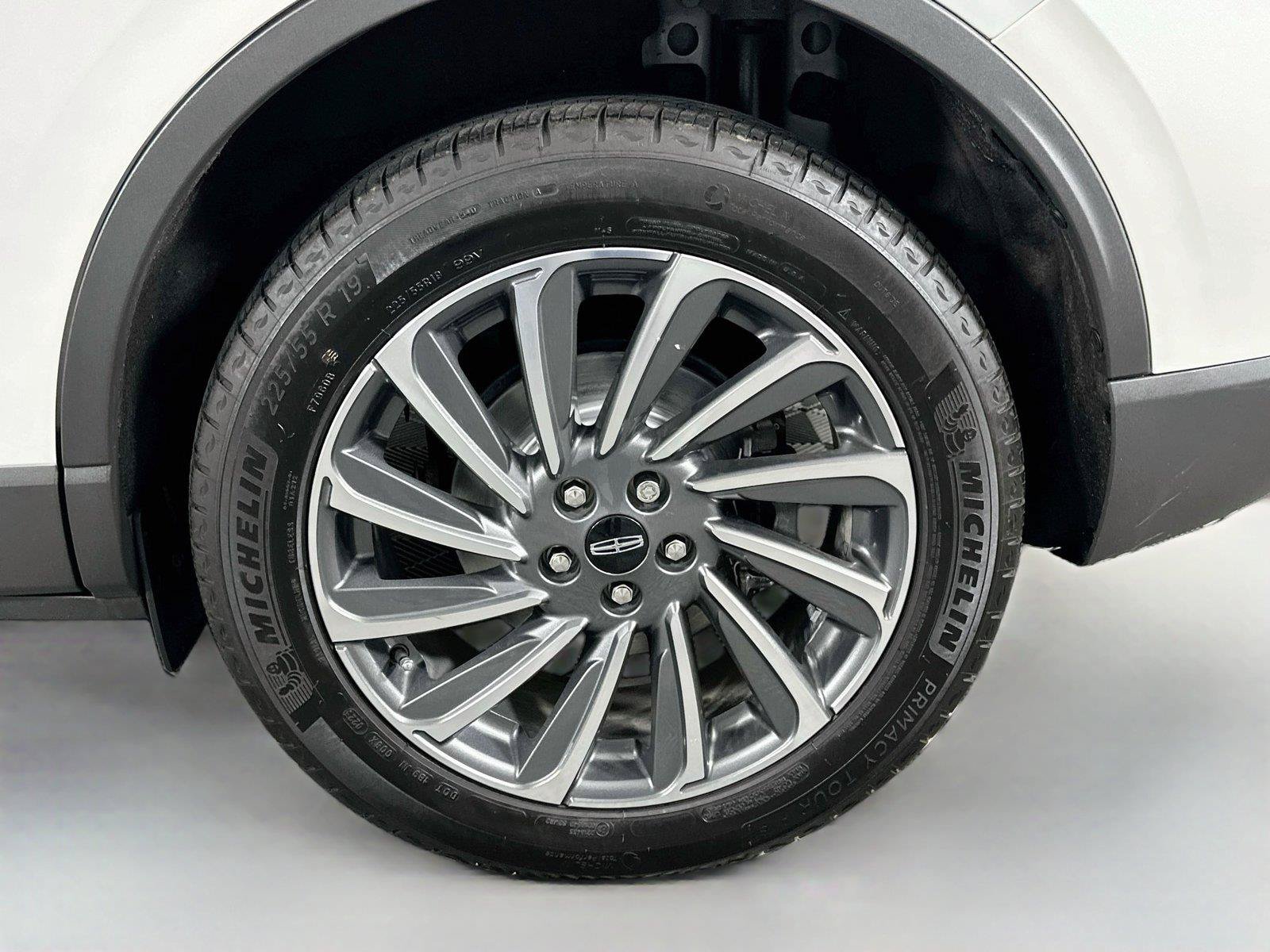 Used 2023 Lincoln Corsair Reserve w/ Equipment Group 201A AWD/4WD image 31