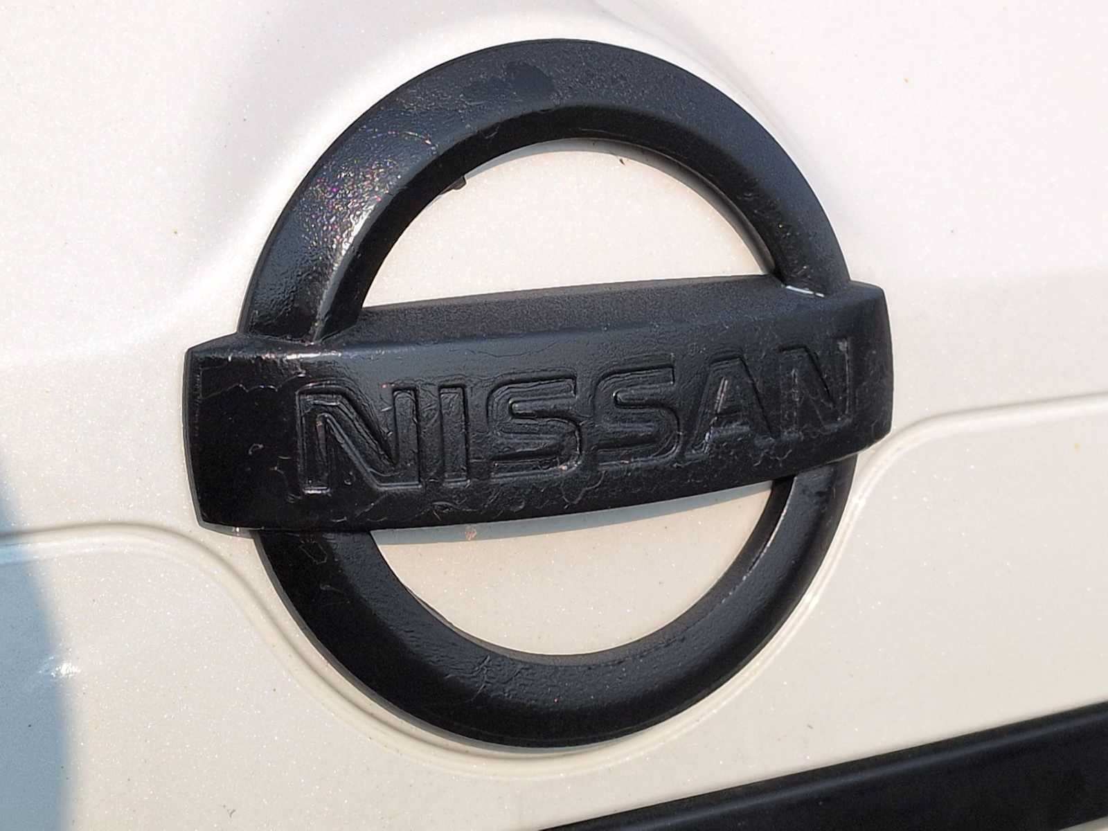 Used 2017 Nissan Rogue SV w/ SV Family Package AWD/4WD image 12