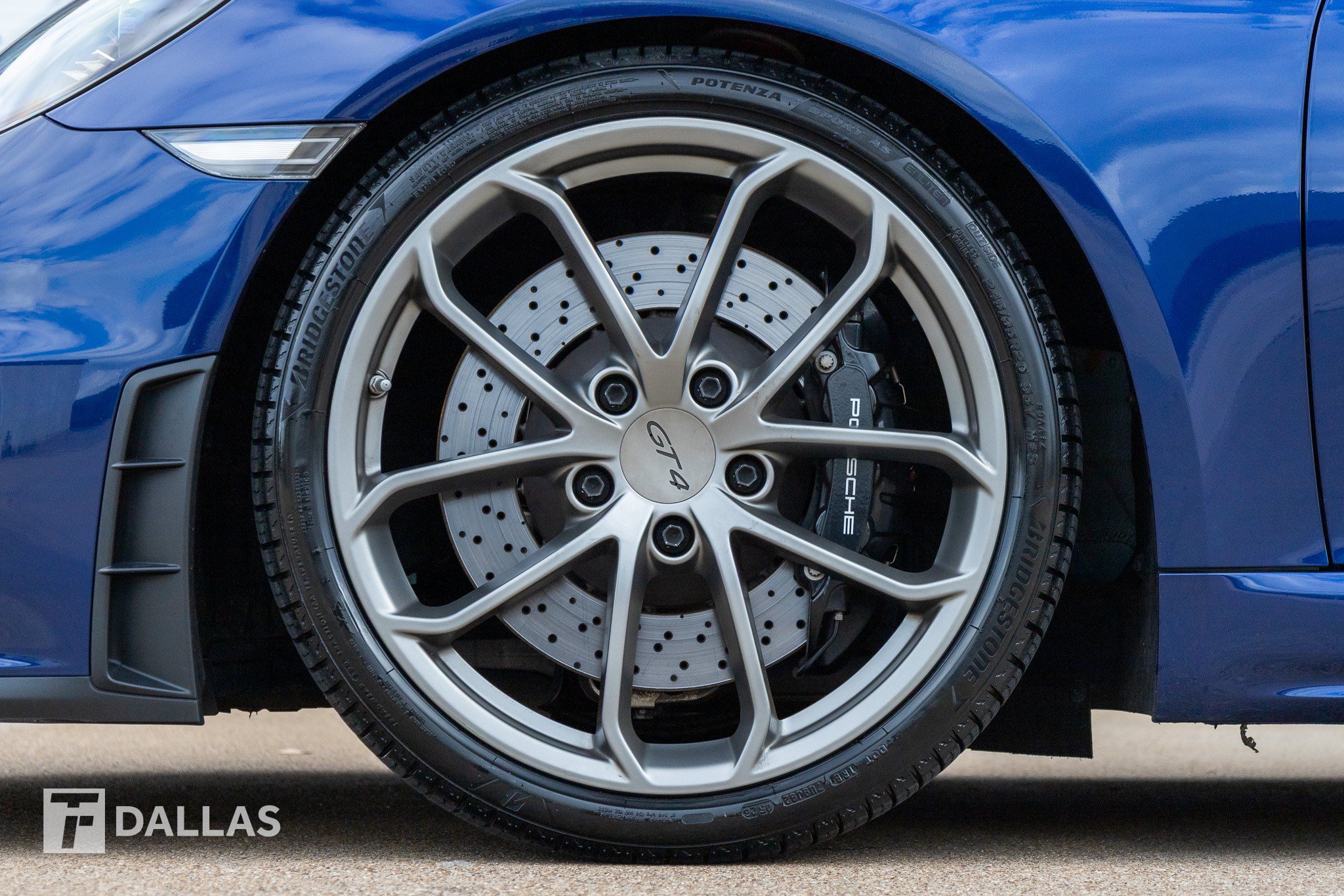Used 2023 Porsche 718 Cayman GT4 RWD image 8