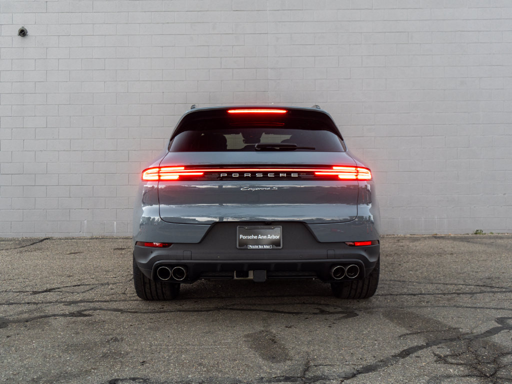 New 2026 Porsche Cayenne S AWD/4WD image 6