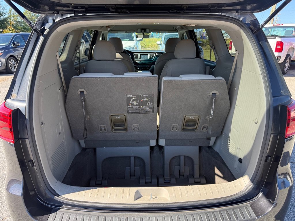 Used 2021 Kia Sedona LX FWD image 14