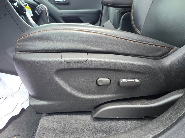 Used 2020 Chevrolet Trax Premier AWD/4WD image 34