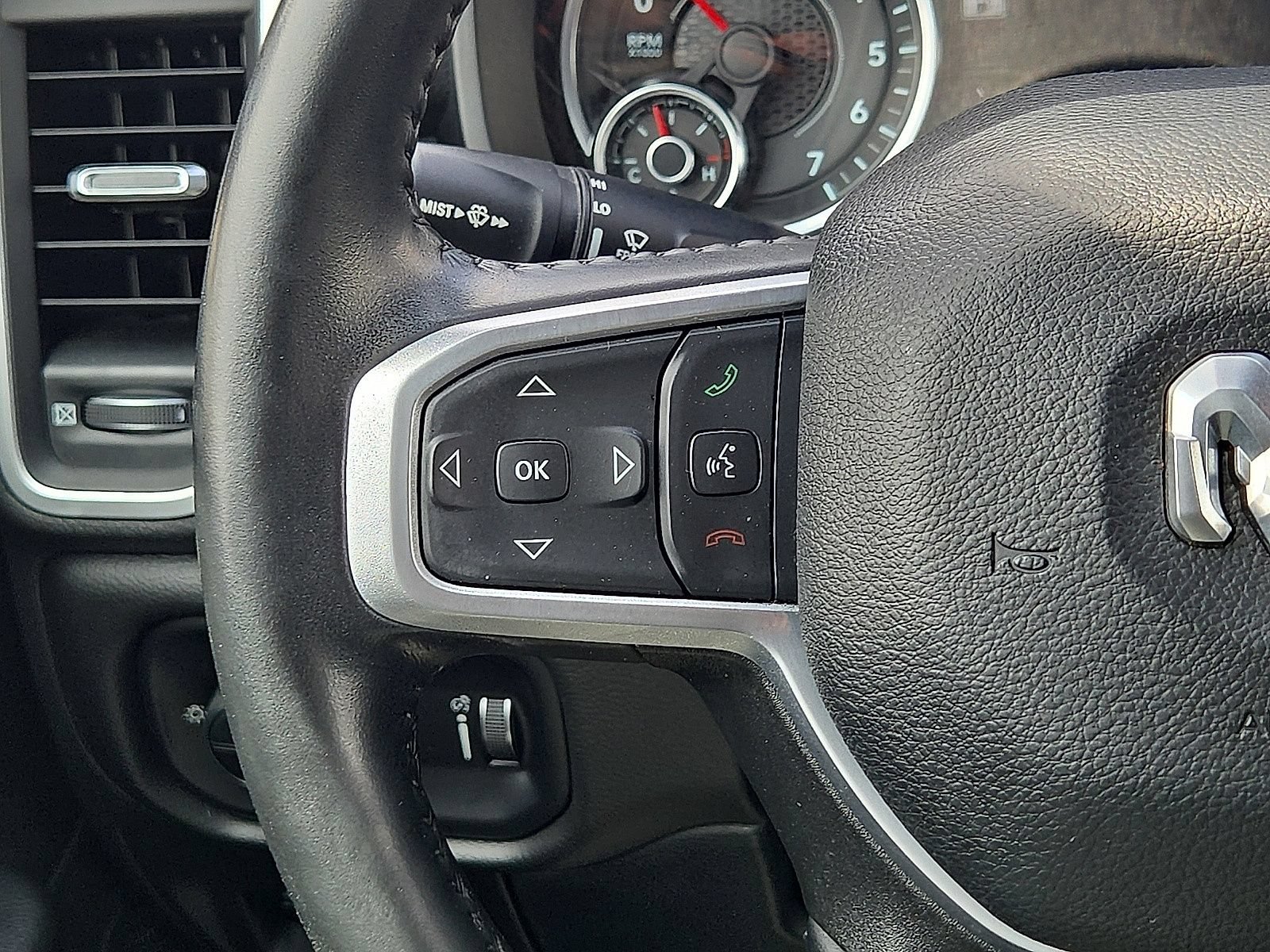Used 2022 RAM 1500 Big Horn AWD/4WD image 20